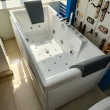 Full massage bathtub size 62*82*175 centimeter